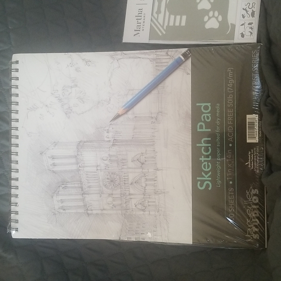 Sketching items - Picture 2 of 6